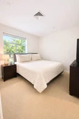 Luxury 3BD/2BA • Near Harvard/MIT • Parking