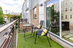 30 Day+ | The Atrium | Luxury 2BR/2BA | Balcony - Image 3
