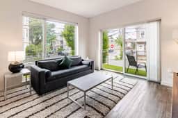30 Day+ | The Atrium | Luxury 2BR/2BA | Balcony - Image 5