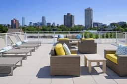 30 Day+ | The Verdant | Luxury 2BR/2BA | Parking - Image 2